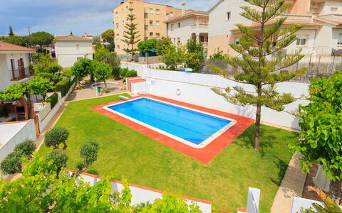 Katy: Proprietà, Piscina, Immobiliare, Costruzione, Appartamento, Zona Residenziale, Casa, Erba, Condominio, Ricorrere