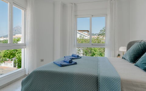 Venecia: Mobilia, Interior Design, Camera, Legna, Pavimentazione, Pavimento, Camera Da Letto, Casa, Biancheria, Tessile