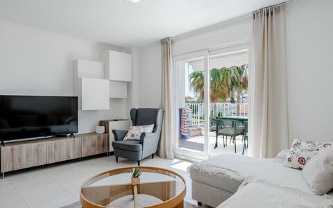Venecia: Mobilia, Interior Design, Pavimentazione, Legna, Pavimento, Divano, Soggiorno, Soffitto, Camera, Casa