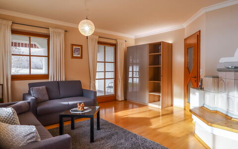 Radstadt 200: Camera, Mobilia, Proprietà, Soggiorno, Interior Design, Costruzione, Pavimento, Pavimento In Legno, Soffitto, Immobiliare