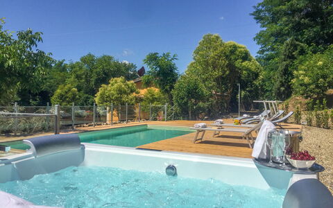 Villa Lavinia: Piscina, Proprietà, Immobiliare, Tempo Libero, Backyard, Acqua, Casa, Casa, Estate, Costruzione