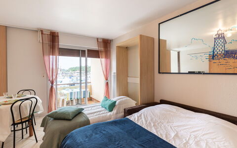 Capbreton 105: Mobilia, Comfort, Azzurro, Costruzione, Legna, Sedia, Shade, Lampada, Telaio Del Letto, Pavimento
