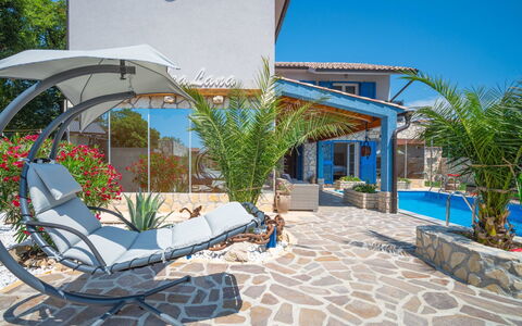 Lea Lana: Proprietà, Immobiliare, Piscina, Costruzione, Casa, Azzurro, Vacanza, Architettura, Casa, Albero