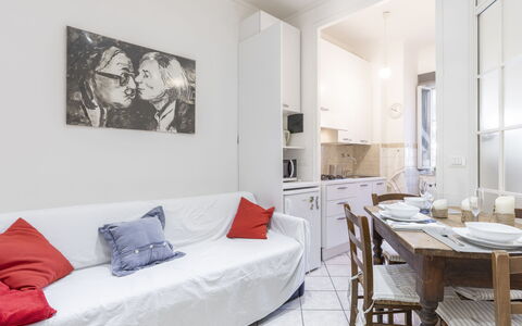 Imperatrice (Srm127): Cornice, Tavolo, Mobilia, Proprietà, Bianca, Divano, Comfort, Interior Design, Legna