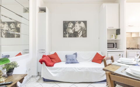 Imperatrice (Srm127): Tavolo, Cornice, Mobilia, Proprietà, Bianca, Comfort, Legna, Pianta, Divano, Interior Design