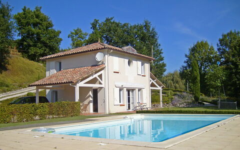 Lapeyriere: Proprietà, Casa, Piscina, Casa, Costruzione, Immobiliare, Villa, Zona Residenziale, Estate, Architettura