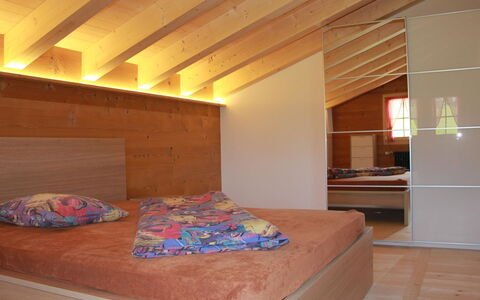 Alphaus Hasler: Proprietà, Mobilia, Comfort, Legna, Interior Design, Architettura, Pavimento, Pavimentazione, Parete, Color Legno