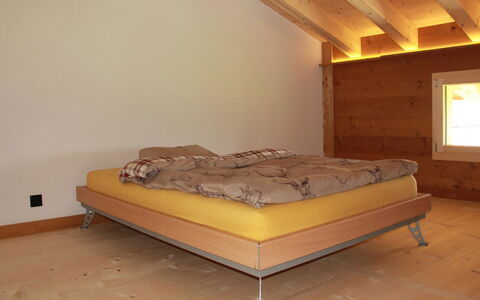 Alphaus Hasler: Mobilia, Costruzione, Comfort, Telaio Del Letto, Legna, Letto, Pavimento, Pavimentazione, Latifoglie, Color Legno
