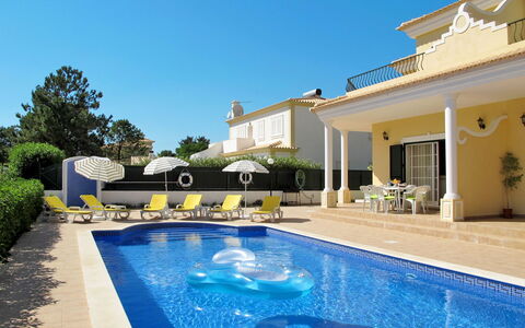 Vila Sol: Piscina, Proprietà, Costruzione, Immobiliare, Casa, Casa, Estate, Zona Residenziale, Villa, Ricorrere