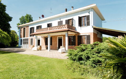 San Giacomo: Proprietà, Casa, Casa, Costruzione, Immobiliare, Estate, Dimora, Architettura, Villa, Facciata
