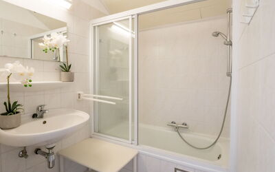 Alloggio:&nbsp;Dina with Parking and Shared Pool 230.3