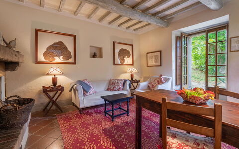 Casa Di Lilli: Mobilia, Parete, Pavimentazione, Interior Design, Pavimento, Soffitto, Casa, Sedia, Camera, Soggiorno