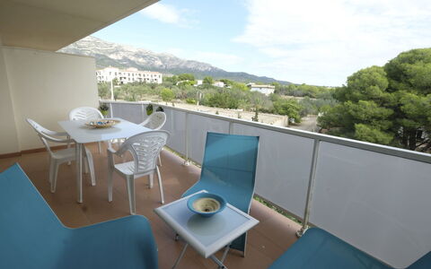 Residencial Mar: Proprietà, Camera, Casa, Immobiliare, Architettura, Costruzione, Balcone, Interior Design, Mobilia, Tavolo