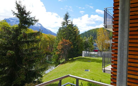 Samedan 7: Nube, Pianta, Cielo, Costruzione, Montagna, Foglia, Natura, Albero, Larice, Casa
