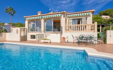 Isabelle: Proprietà, Piscina, Costruzione, Casa, Immobiliare, Casa, Estate, Villa, Architettura, Dimora
