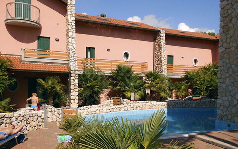 Lignano Sabbiadoro 634: Blu, Geografia Montane, Acqua, Corpo D'Acqua, Risorse Idriche, Montagna, Collina, Costa, Orizzonte, Costiera E Morfologie Oceanic