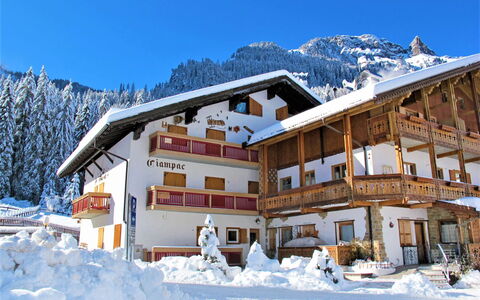 Ciampac: Neve, Inverno, Proprietà, Paesino Di Montagna, Montagna, Casa, Casa, Hill Station, Stazione Sciistica, Catena Montuosa
