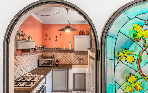 Casale di Befania: Interior Design, Cucina, Pavimentazione, Illuminazione, Pavimento, Controsoffitto, Soffitto, Mobilia, Camera, Idraulico Fixture