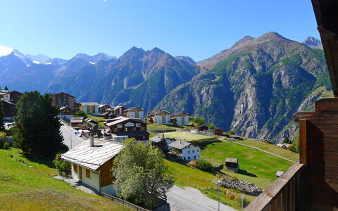 Grächen 110: Geografia Montane, Montagna, Catena Montuosa, Paesino Di Montagna, Hill Station, Alpi, Highland, Paesaggio Naturale, Valle, Cielo