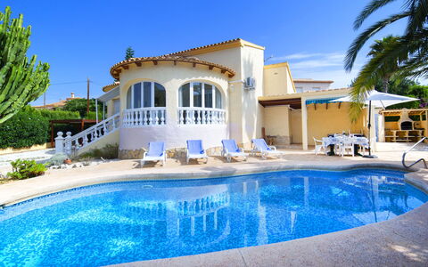 Lucien Marie: Proprietà, Piscina, Costruzione, Immobiliare, Casa, Casa, Estate, Villa, Zona Residenziale, Architettura