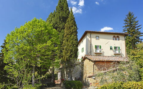 Ridaldi: Proprietà, Casa, Vegetazione, Albero, Paesaggio Naturale, Cielo, Immobiliare, Villetta, Architettura, Costruzione