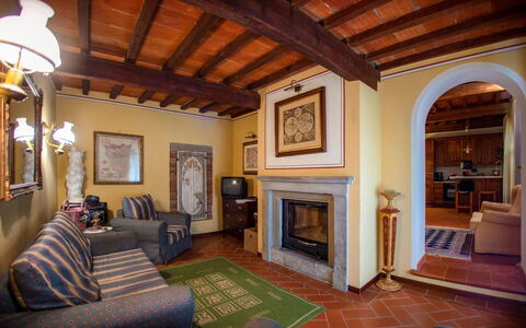 La Boutique del Cardinale: Camera, Proprietà, Costruzione, Soffitto, Soggiorno, Interior Design, Fascio, Casa, Mobilia, Immobiliare