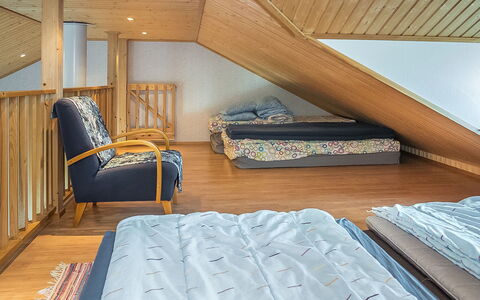 Onkijantie 7B: Mobilia, Interior Design, Pavimento, Pavimentazione, Legna, Soffitto, Camera Da Letto, Letto, Camera, Tessile