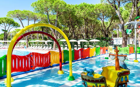 Cavallino 663: Acqua, Blu Majorelle, Tempo Libero, Parco Acquatico, Divertimento, Aqua, Ricreazione, Parco, Spazio Pubblico