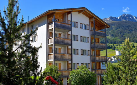 Savognin 50: Zona Residenziale, Proprietà, Costruzione, Appartamento, Casa, Condominio, Immobiliare, Architettura, Casa, Cittadina