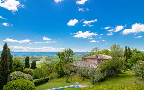 Nicoletta: Cielo, Paesaggio Naturale, Natura, Proprietà, Blu, Verde, Nube, Casa, Estate, Erba