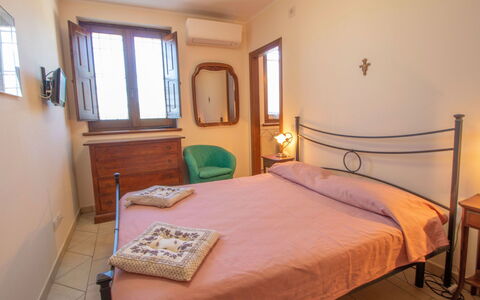 La Danza: Camera Da Letto, Letto, Camera, Mobilia, Lenzuolo, Proprietà, Telaio Del Letto, Bedding, Materasso, Interior Design