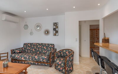 Alloggio:&nbsp;Cappone 650.5
