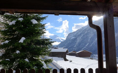 Chalet Guldeli: Proprietà, Cielo, Nube, Montagna, Natura, Neve, Architettura, Shade, Costruzione, Albero