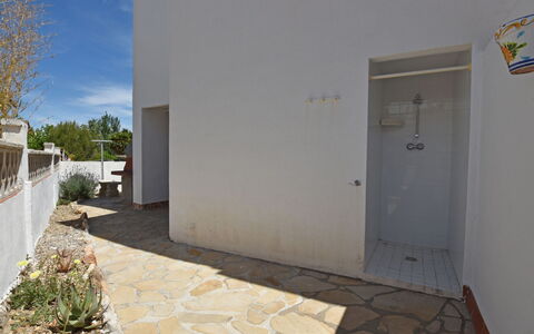 Laurel: Proprietà, Casa, Immobiliare, Costruzione, Casa, Camera, Parete, Estate, Appartamento, Architettura