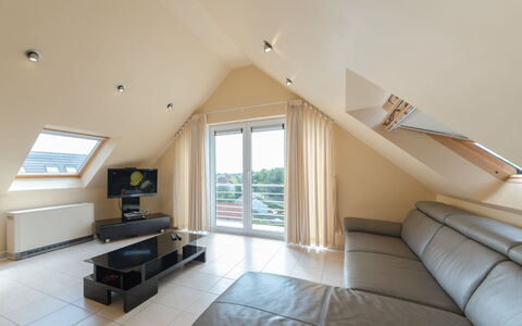 De Haan 930: Proprietà, Camera, Soffitto, Costruzione, Interior Design, Illuminazione Diurna, Pavimento, Mobilia, Attico, Casa