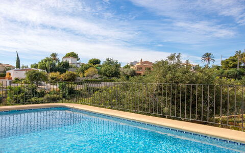 Villa Preciosa: Piscina, Proprietà, Immobiliare, Casa, Casa, Cielo, Vacanza, Tempo Libero, Acqua, Ricorrere