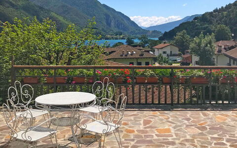 Gemma: Montagna, Proprietà, Natura Selvaggia, Hill Station, Cittadina, Cielo, Ferro, Casa, Immobiliare, Paesaggio