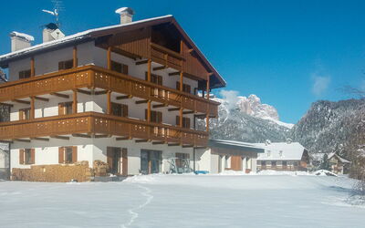Pozza Di Fassa 616: Proprietà, Neve, Inverno, Casa, Immobiliare, Costruzione, Cielo, Architettura, Appartamento, Catena Montuosa