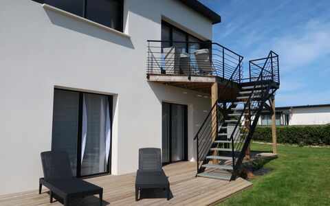 Les Dunes: Cielo, Costruzione, Finestra, Pianta, Legna, Nube, Le Scale, Interior Design, Urban Design, Panchina
