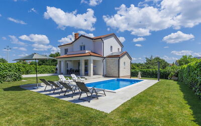 Villa Zirdum