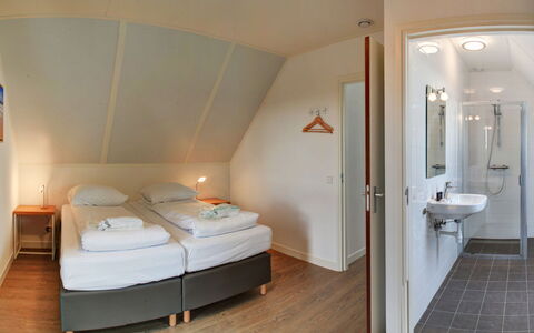 Oesterdam Resort: Camera, Letto, Proprietà, Mobilia, Interior Design, Camera Da Letto, Costruzione, Suite, Pavimento, Soffitto