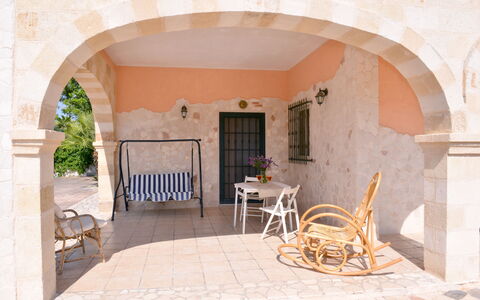 Villa Lidia Con Piscina: Proprietà, Camera, Costruzione, Arco, Casa, Immobiliare, Architettura, Mobilia, Estate, Interior Design