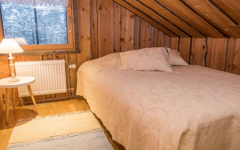 Villa Aurora: Letto, Camera Da Letto, Pavimento, Interior Design, Pavimentazione, Legna, Lenzuolo, Mobilia, Bedding, Soffitto