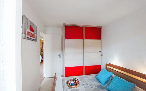 Le Grau du Roi 220: Pavimentazione, Interior Design, Pavimento, Camera, Appartamento, Soffitto, Camera Da Letto, Letto, Color Legno, Latifoglie