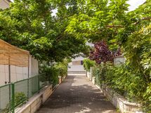 Stradina privata d'ingresso/uscita
