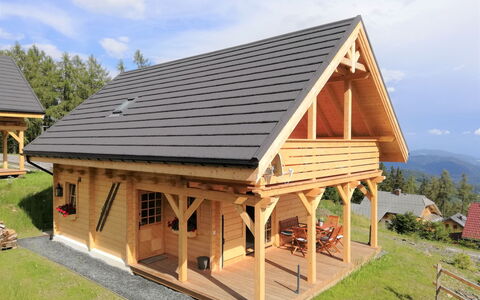 Hütte Gimpel: Cielo, Nube, Costruzione, Legna, Pianta, Casa, Albero, Lotto, Erba, Villetta