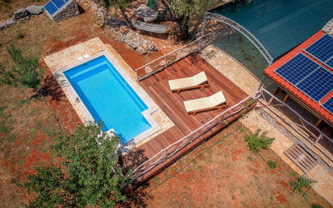 Marijo: Piscina, Proprietà, Acqua, Casa, Immobiliare, Tecnologia, Vacanza, Paesaggio, Tetto, Casa