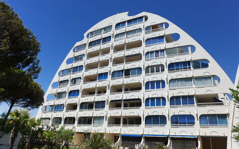 La Grande Motte 600: Cielo, Costruzione, Pianta, Albero, Urban Design, Palazzone, Zona Residenziale, Facciata, Edificio Commerciale, Città