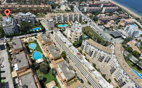 Zephyrus: Zona Residenziale, Piscina, Appartamento, Urban Design, Insediamento Umano, Condominio, Ricorrere, Visione Globale, Fotografia Aerea, Hotel