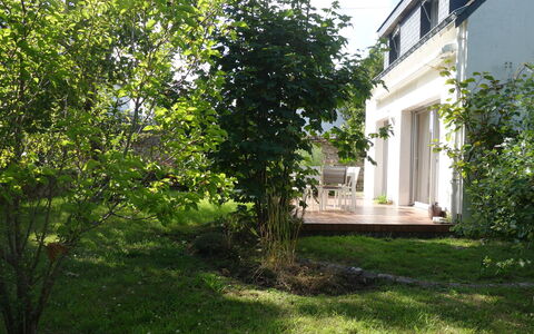 Ty Mam Goz: Proprietà, Casa, Albero, Casa, Erba, Cortile, Immobiliare, Costruzione, Woody Impianto, Architettura